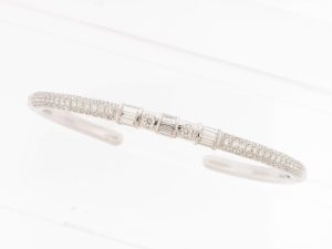 C22460