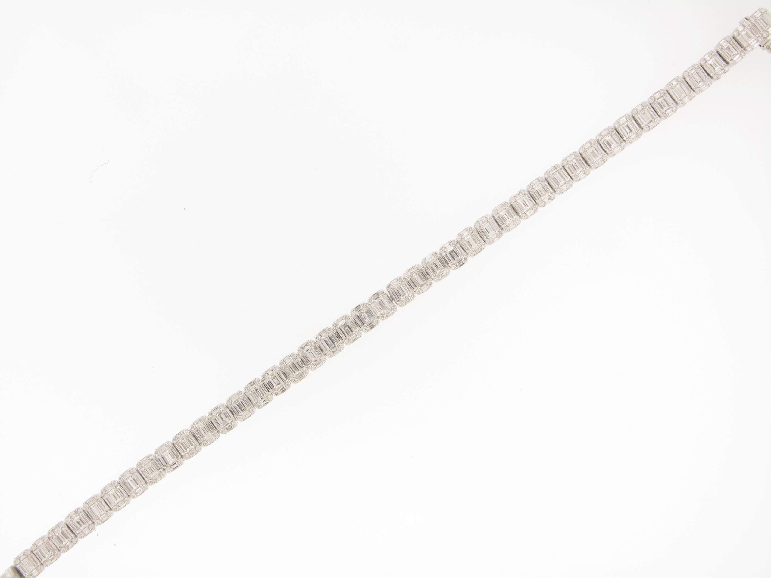 C25026 - Image 2