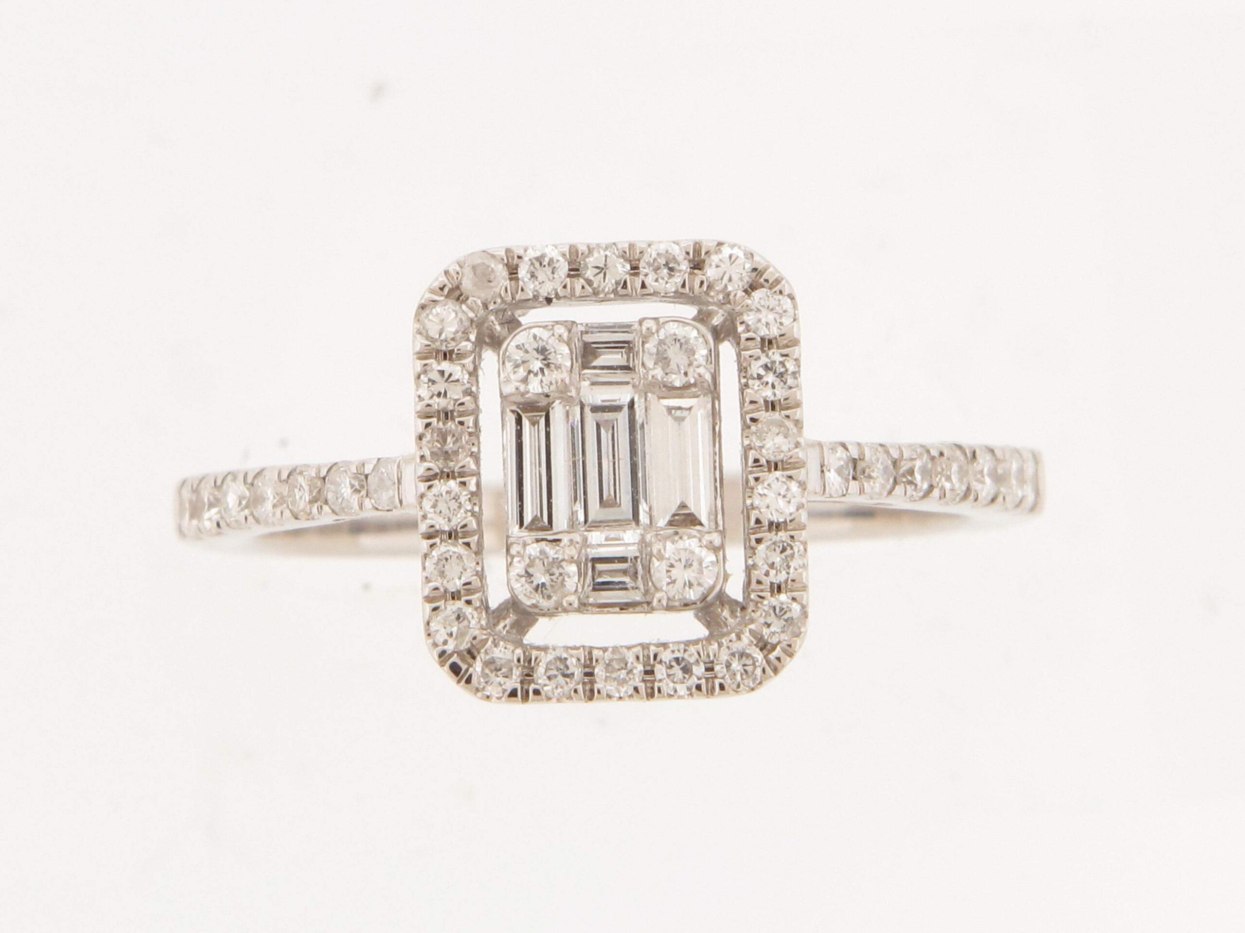 C25069 - Image 2